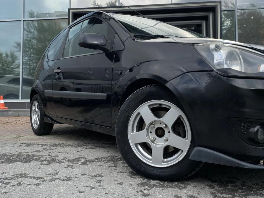 Ford Fiesta Mk5 Екатеринбург  - изображение 9