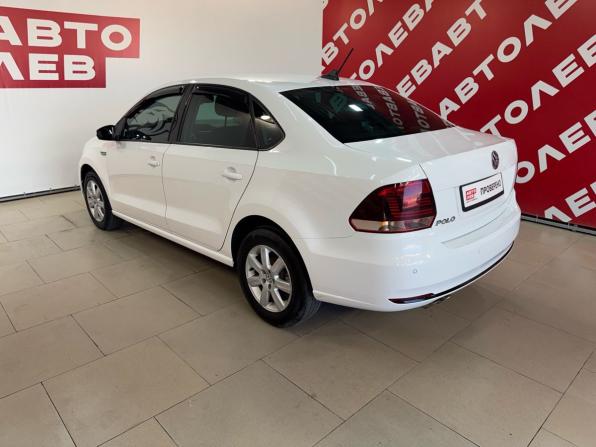 Volkswagen Polo V Рестайлинг с пробегом 2018 года, цена 1 149 000 рублей, 181433 км, седан, Автокод Объявления
