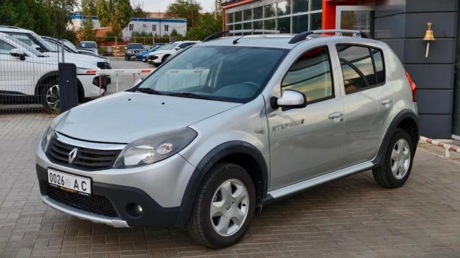 Renault Sandero I с пробегом 2014 года, цена 679 900 рублей, 184040 км, хэтчбек, Автокод Объявления
