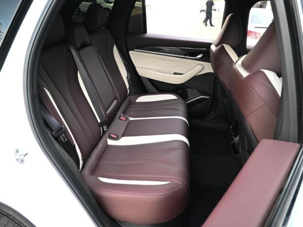 Geely Monjaro I с пробегом 2024 года, цена 3 399 000 рублей, 17313 км, внедорожник, Автокод Объявления