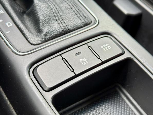 Kia Sorento II Рестайлинг с пробегом 2013 года, цена 1 355 000 рублей, 262322 км, внедорожник, Автокод Объявления
