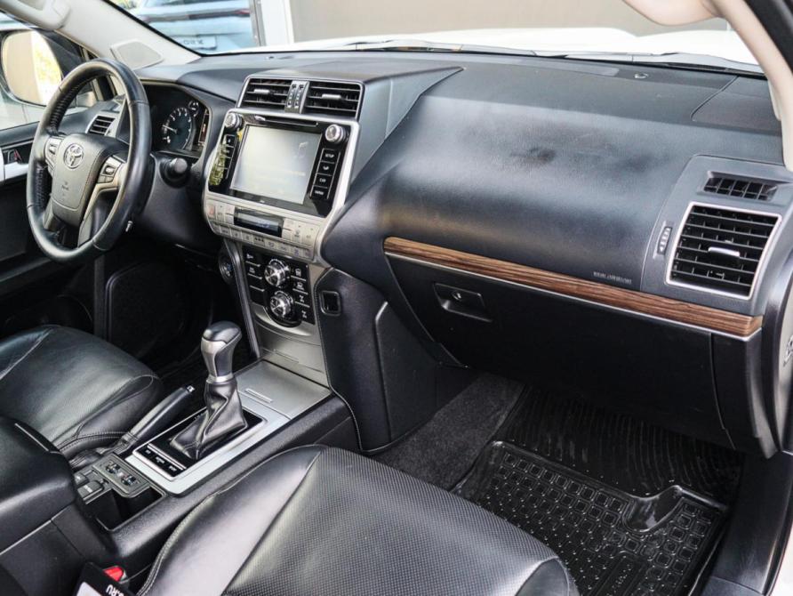 Toyota Land Cruiser Prado 150 Series Рестайлинг 2 Москва  - изображение 7