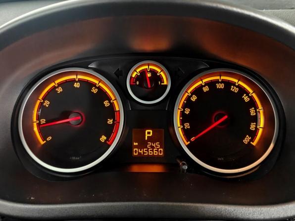 Opel Corsa D Рестайлинг II с пробегом 2011 года, цена 855 000 рублей, 45563 км, хэтчбек, Автокод Объявления