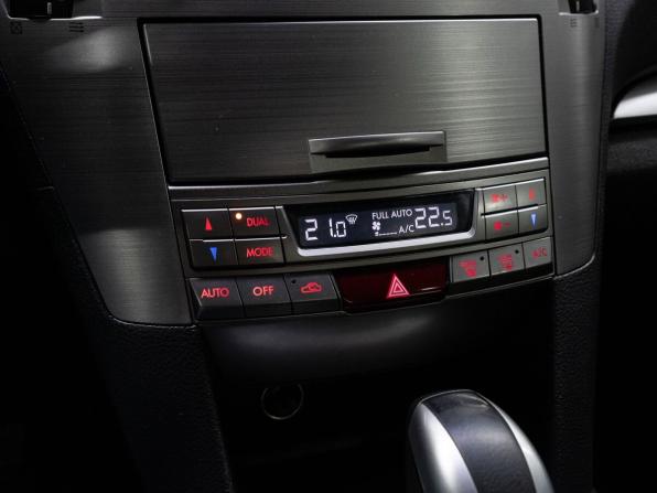 Subaru Legacy V с пробегом 2011 года, цена 1 100 000 рублей, 177522 км, седан, Автокод Объявления
