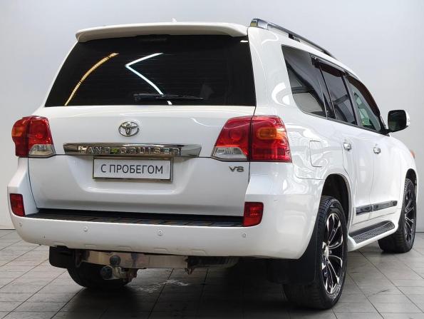 Toyota Land Cruiser 200 Series Рестайлинг 1 с пробегом 2014 года, цена 4 100 000 рублей, 230529 км, внедорожник, Автокод Объявления