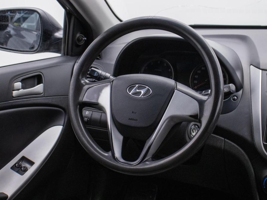 Hyundai Solaris I Москва  - изображение 16
