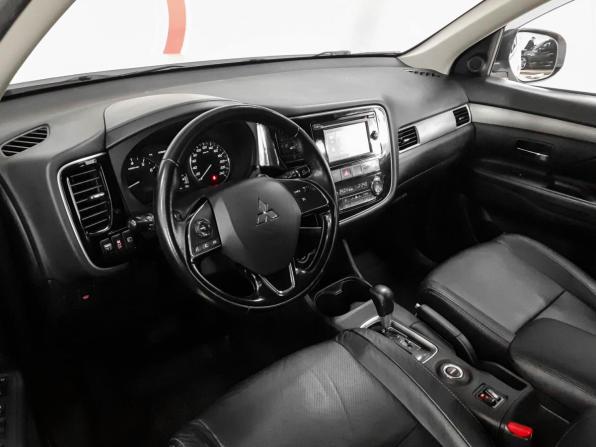 Mitsubishi Outlander III Рестайлинг с пробегом 2015 года, цена 1 648 000 рублей, 171535 км, внедорожник, Автокод Объявления