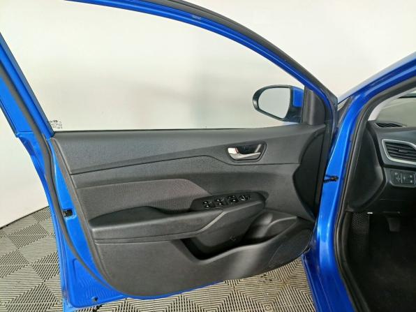 Hyundai Solaris II с пробегом 2017 года, цена 1 149 000 рублей, 139000 км, седан, Автокод Объявления
