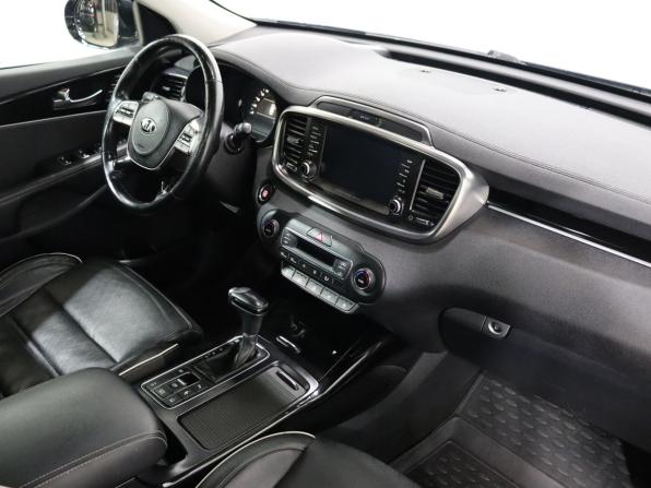 Kia Sorento III Prime Рестайлинг с пробегом 2018 года, цена 2 790 000 рублей, 105450 км, внедорожник, Автокод Объявления
