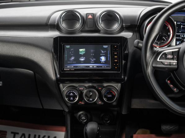 Suzuki Swift V с пробегом 2021 года, цена 1 085 500 рублей, 49743 км, хэтчбек, Автокод Объявления