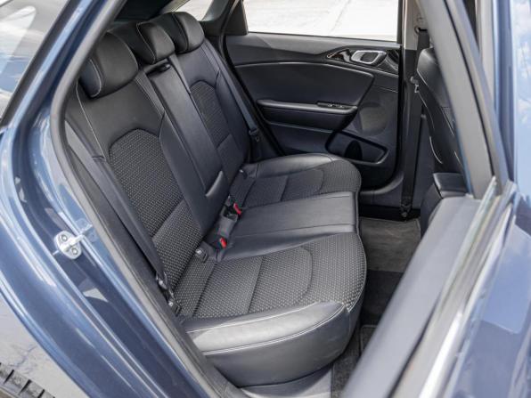 Kia Ceed III с пробегом 2019 года, цена 1 950 000 рублей, 73713 км, хэтчбек, Автокод Объявления