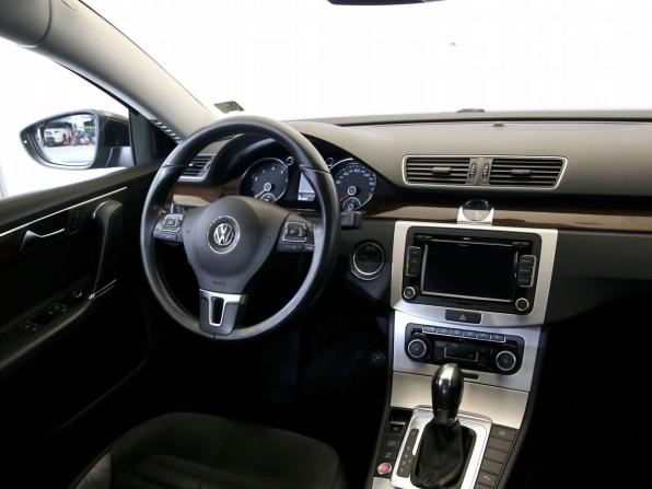 Volkswagen Passat B7 с пробегом 2011 года, цена 920 000 рублей, 255595 км, седан, Автокод Объявления