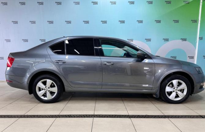 Skoda Octavia III (A7) Рестайлинг с пробегом 2018 года, цена 1 950 000 рублей, 82710 км, лифтбек, Автокод Объявления