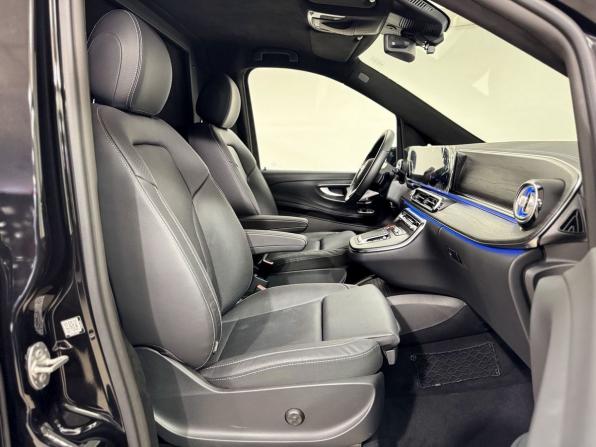Mercedes-Benz V-Класс III (W447) Рестайлинг 2 с пробегом 2026 года, цена 42 700 000 рублей, 61 км, минивэн, Автокод Объявления