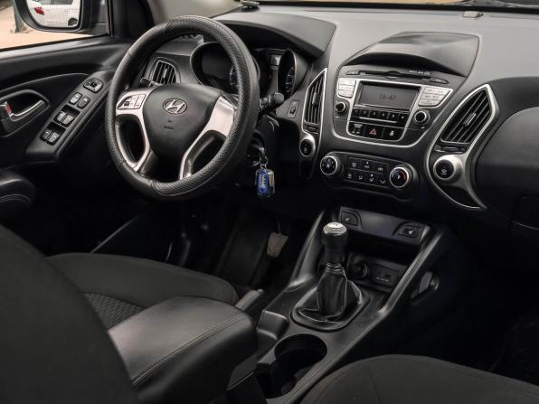 Hyundai ix35 I с пробегом 2010 года, цена 990 000 рублей, 278549 км, внедорожник, Автокод Объявления