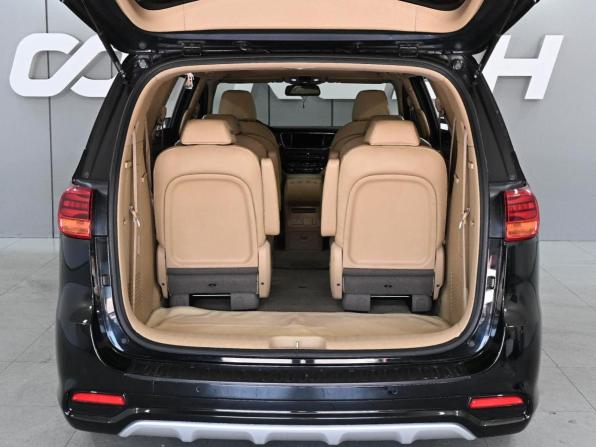 Kia Carnival III с пробегом 2018 года, цена 2 979 000 рублей, 93909 км, минивэн, Автокод Объявления