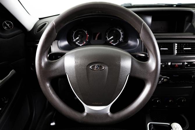 Lada (ВАЗ) Priora I Рестайлинг с пробегом 2016 года, цена 799 000 рублей, 180000 км, седан, Автокод Объявления