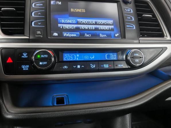 Toyota Highlander III (XU50) Рестайлинг с пробегом 2018 года, цена 3 099 000 рублей, 207153 км, внедорожник, Автокод Объявления