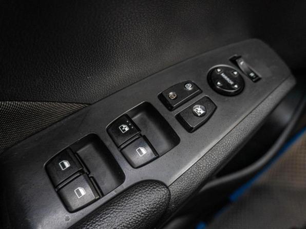 Hyundai Solaris II с пробегом 2019 года, цена 1 179 000 рублей, 98536 км, седан, Автокод Объявления