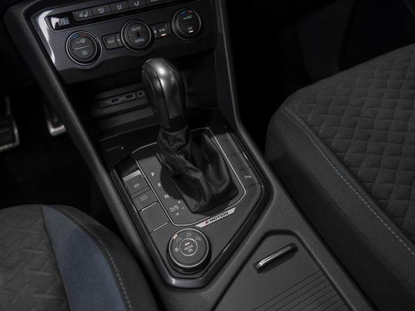 Volkswagen Tiguan II с пробегом 2019 года, цена 2 470 000 рублей, 66795 км, внедорожник, Автокод Объявления
