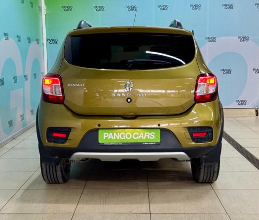 Renault Sandero II с пробегом 2014 года, цена 850 000 рублей, 103440 км, хэтчбек, Автокод Объявления