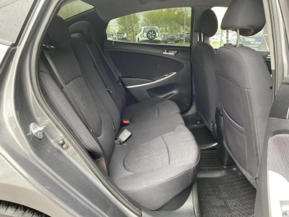 Hyundai Solaris I с пробегом 2012 года, цена 750 000 рублей, 215222 км, седан, Автокод Объявления