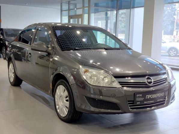 Opel Astra H Рестайлинг с пробегом 2011 года, цена 454 000 рублей, 240205 км, седан, Автокод Объявления