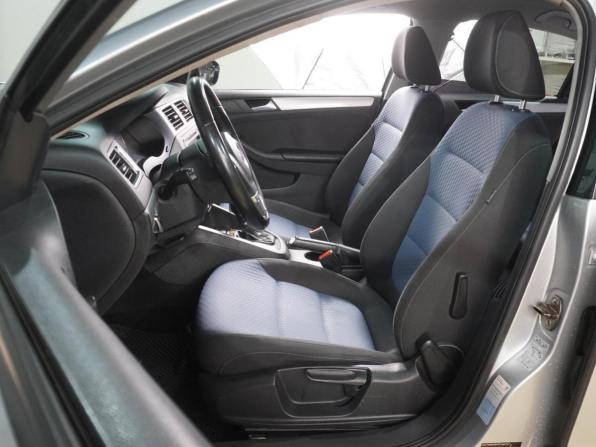 Volkswagen Jetta VI с пробегом 2013 года, цена 1 049 000 рублей, 213771 км, седан, Автокод Объявления