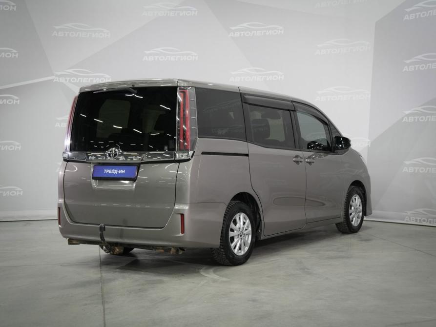 Toyota Noah III (R80) Рестайлинг Новосибирск  - изображение 5