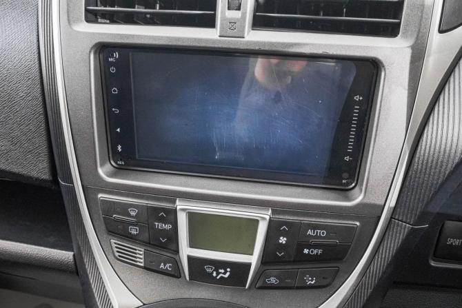 Toyota Ractis II с пробегом 2011 года, цена 849 000 рублей, 163000 км, хэтчбек, Автокод Объявления