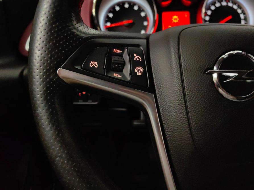 Opel Astra J Рестайлинг Подольск  - изображение 19