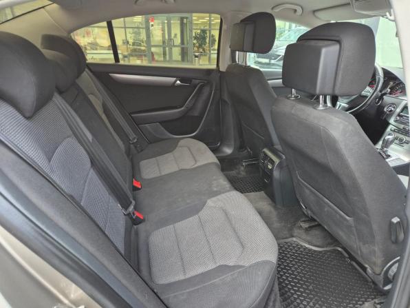 Volkswagen Passat B7 с пробегом 2012 года, цена 969 000 рублей, 238046 км, седан, Автокод Объявления