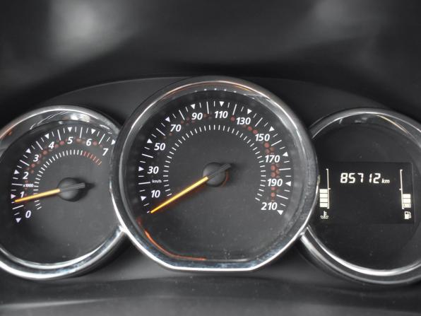 Renault Logan II Рестайлинг с пробегом 2020 года, цена 950 000 рублей, 85711 км, седан, Автокод Объявления