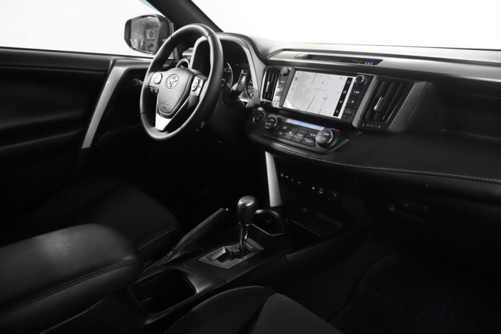 Toyota RAV4 IV (XA40) Рестайлинг Москва  - изображение 9