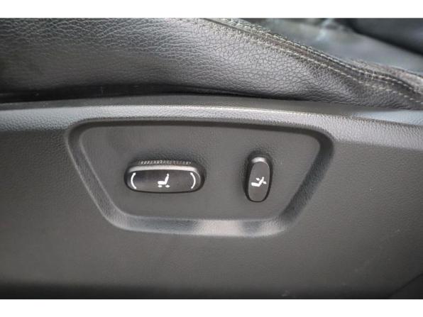Chevrolet Captiva I Рестайлинг 2 с пробегом 2014 года, цена 1 346 000 рублей, 157104 км, внедорожник, Автокод Объявления