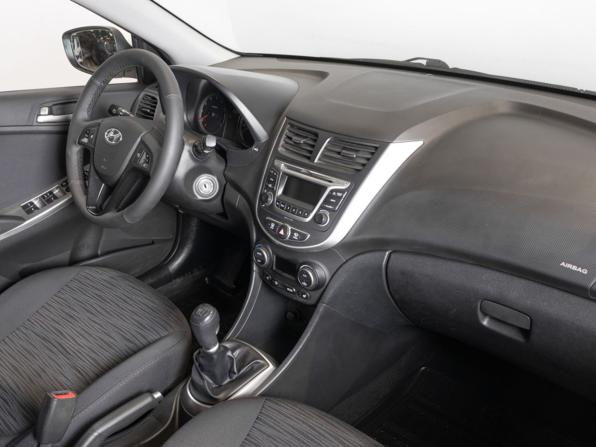 Hyundai Solaris I Рестайлинг с пробегом 2015 года, цена 991 100 рублей, 125728 км, седан, Автокод Объявления