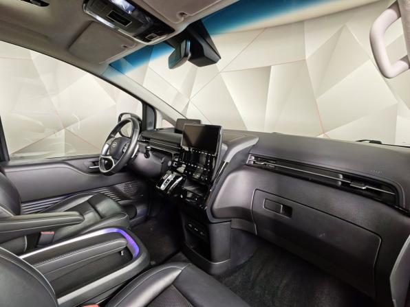 Hyundai Staria I с пробегом 2021 года, цена 5 350 000 рублей, 66868 км, минивэн, Автокод Объявления
