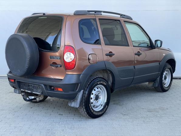 Chevrolet Niva I Рестайлинг с пробегом 2018 года, цена 658 000 рублей, 166413 км, внедорожник, Автокод Объявления