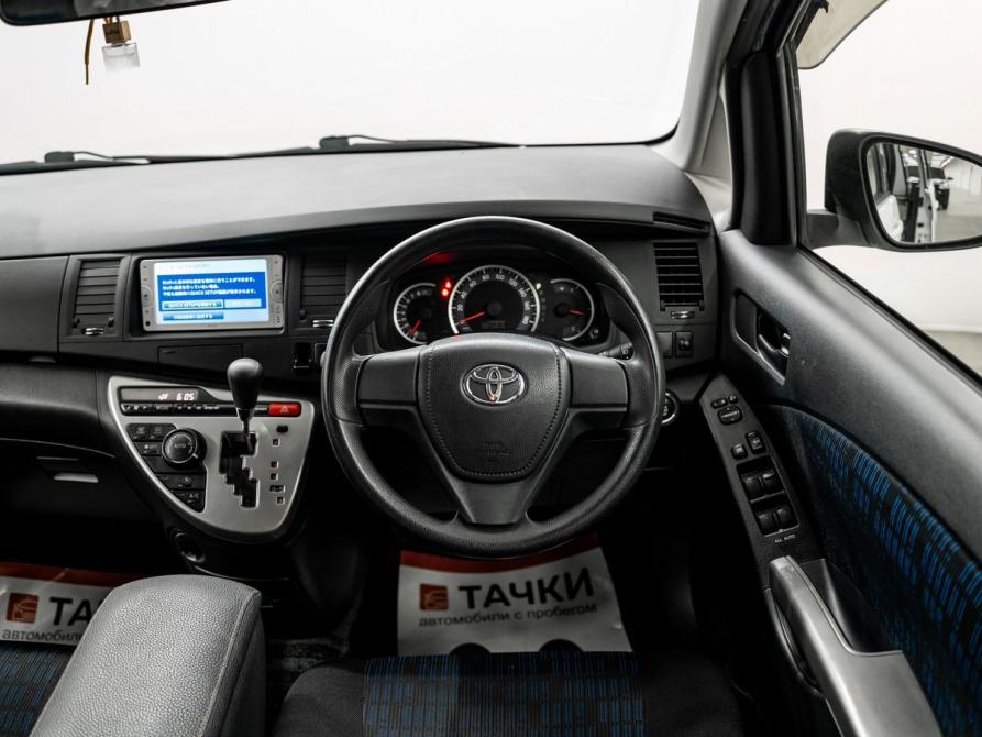 Toyota ISis I Рестайлинг Красноярск  - изображение 10