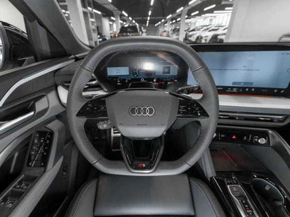 Audi Q5 III с пробегом 2026 года, цена 6 040 000 рублей, 11 км, внедорожник, Автокод Объявления