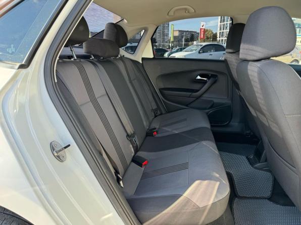 Volkswagen Polo V Рестайлинг с пробегом 2016 года, цена 969 000 рублей, 154600 км, седан, Автокод Объявления