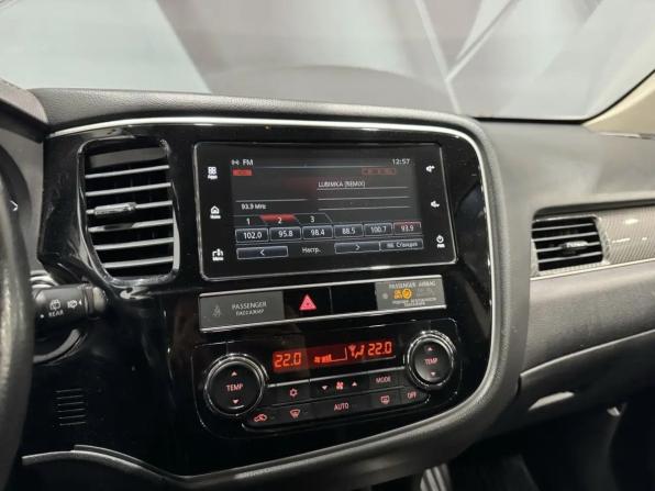Mitsubishi Outlander III Рестайлинг 3 с пробегом 2019 года, цена 2 540 000 рублей, 135800 км, внедорожник, Автокод Объявления