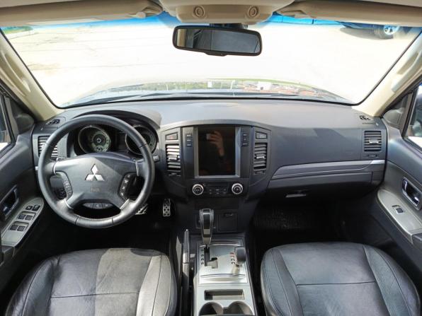 Mitsubishi Pajero IV Рестайлинг 1 с пробегом 2013 года, цена 2 145 000 рублей, 235795 км, внедорожник, Автокод Объявления