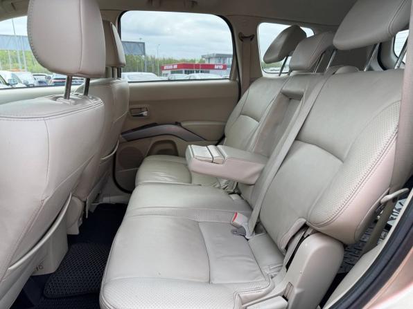 Mitsubishi Outlander II с пробегом 2007 года, цена 825 000 рублей, 387999 км, внедорожник, Автокод Объявления
