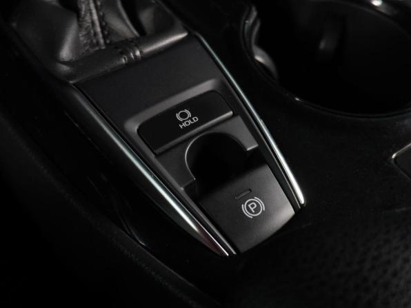 Toyota Camry VIII (XV70) с пробегом 2019 года, цена 2 549 000 рублей, 146411 км, седан, Автокод Объявления