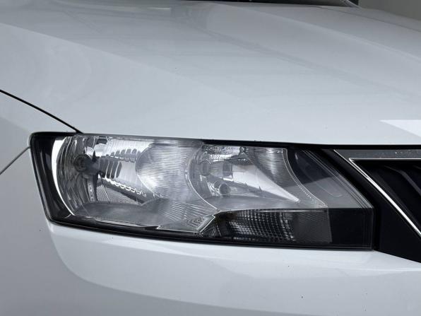 Skoda Rapid I Рестайлинг с пробегом 2017 года, цена 935 000 рублей, 197100 км, лифтбек, Автокод Объявления