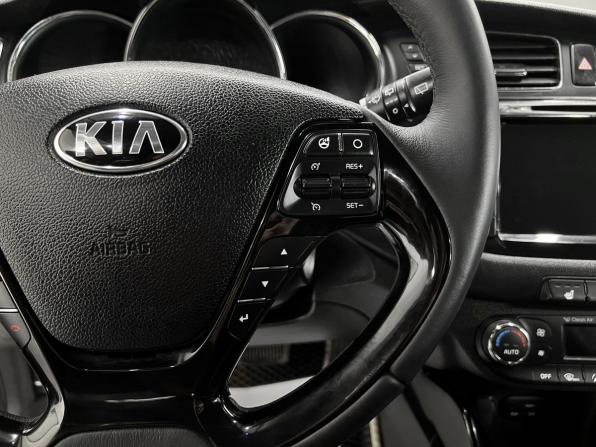 Kia Ceed II с пробегом 2015 года, цена 1 290 000 рублей, 96165 км, хэтчбек, Автокод Объявления