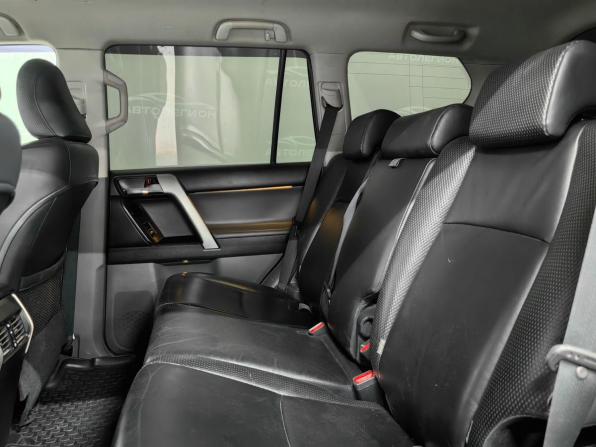 Toyota Land Cruiser Prado 150 Series с пробегом 2010 года, цена 2 650 000 рублей, 229059 км, внедорожник, Автокод Объявления