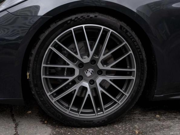 Porsche Panamera III с пробегом 2023 года, цена 18 990 000 рублей, 45 км, лифтбек, Автокод Объявления