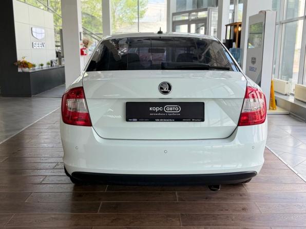 Skoda Rapid I с пробегом 2014 года, цена 899 000 рублей, 184585 км, лифтбек, Автокод Объявления
